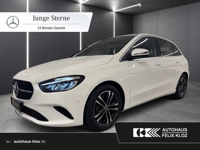 Mercedes-Benz B 200 Progressive Sedan