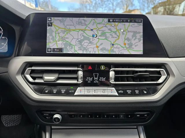 BMW 330 330e Touring