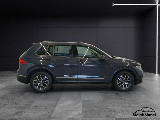 Volkswagen Tiguan DSG Life