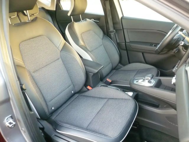 Renault Captur EDC Intens TCe 140