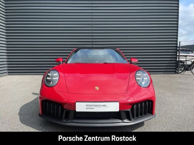 Porsche 992 Carrera Coupé GTS