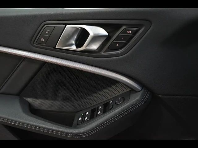 BMW 235 Sedan xDrive