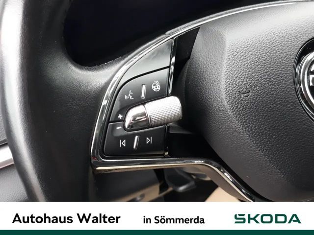 Skoda Karoq 1.0 TSI Tour