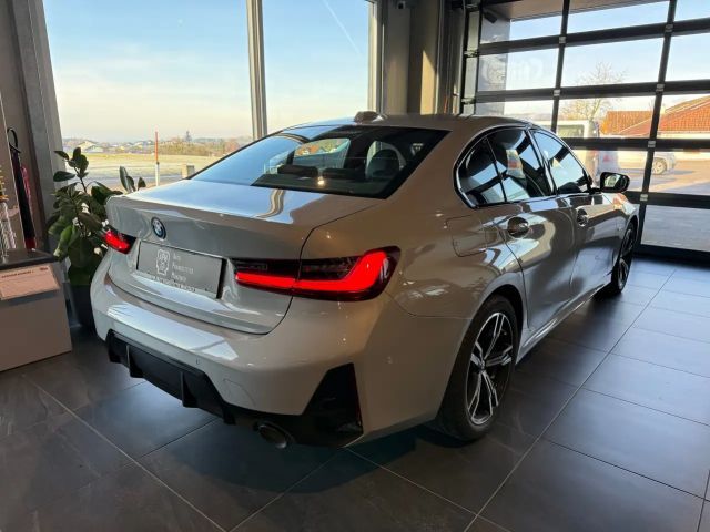 BMW 320 320e M-Sport Sedan