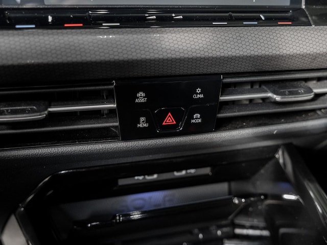 Volkswagen Golf 2.0 TSI Golf VIII