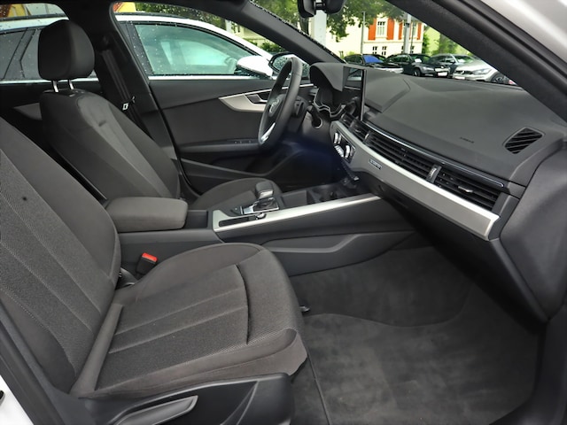 Audi A4 45 TFSI Avant Quattro S-Line S-Tronic
