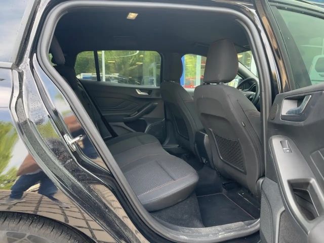 Ford Focus EcoBoost ST Line Wagon