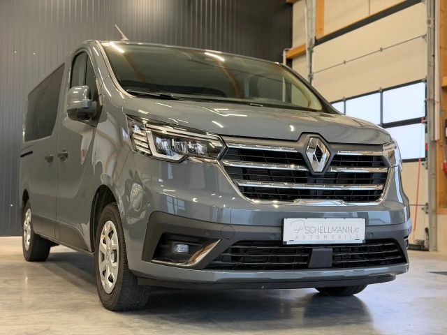 Renault Trafic Blue L1H1 Techno dCi 150