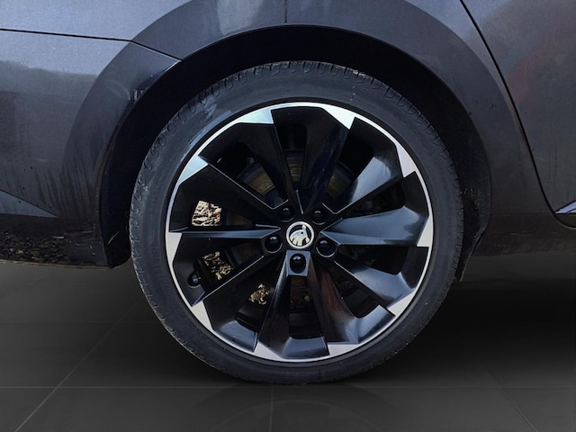 Skoda Superb Combi Sportline iV