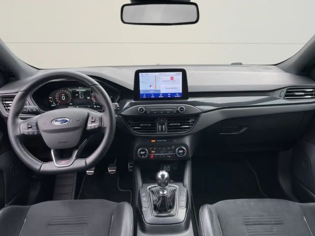 Ford Focus ST Line Wagon