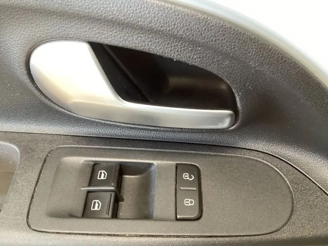 Volkswagen up! Move Move up!