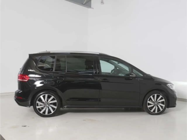 Volkswagen Touran 1.5 TSI DSG R-Line