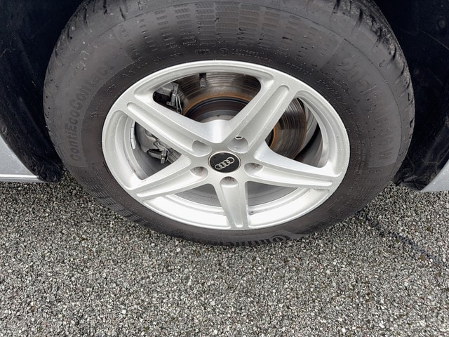 Audi A4 30 TDI Avant S-Tronic