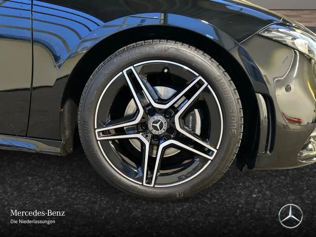 Mercedes-Benz A 180 AMG Line