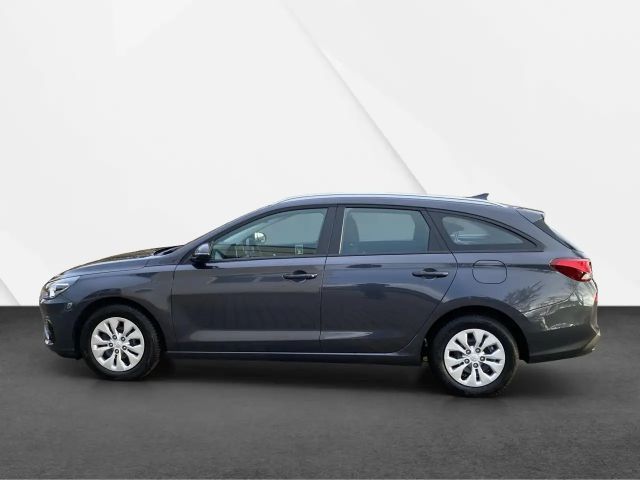 Hyundai i30 Hybrid Select