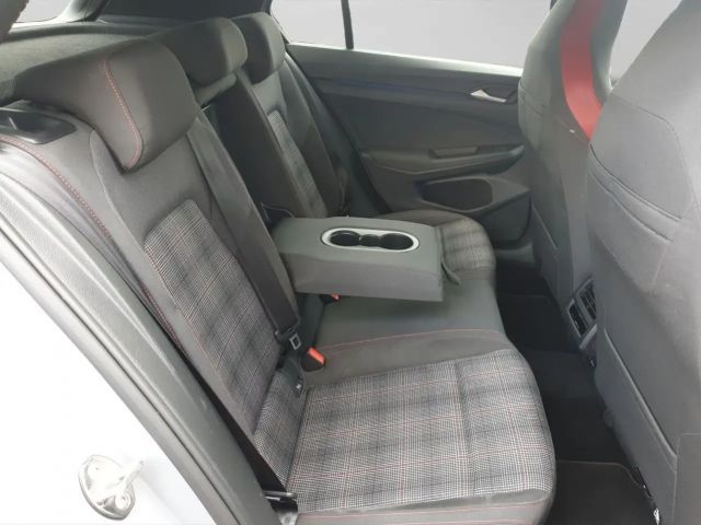 Volkswagen Golf DSG GTI Style