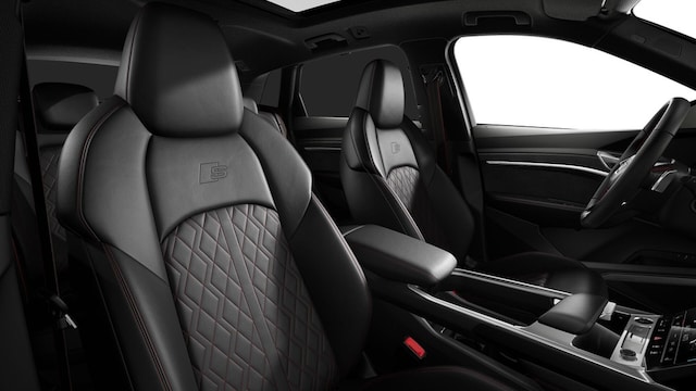 Audi Q8 e-tron 55 Quattro S-Line