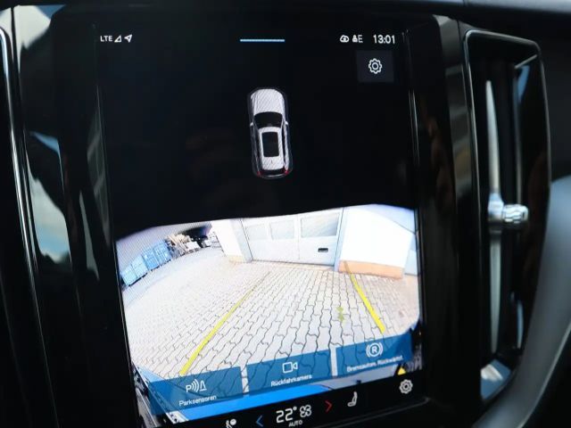 Volvo XC60 AWD Dark Plus