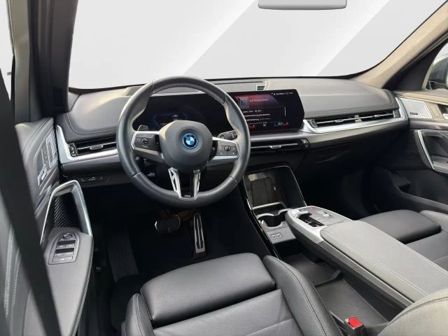 BMW iX1 xDrive30