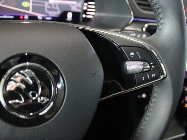 Skoda Superb 2.0 TDI Combi Style Style