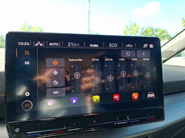 Cupra Born Born  PDC SHZ KAMERA NAVI ACC AKTIVSITZE LED