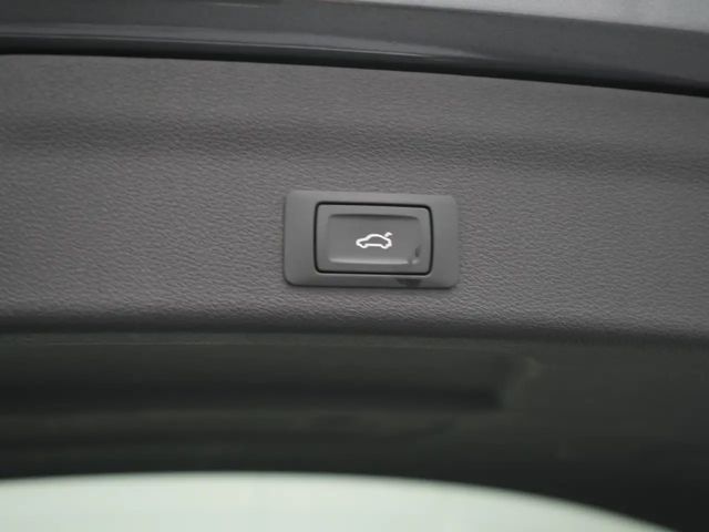 Audi RS6 305KMH LASER PANO RAUTE KERAMIK LUFT NAVI