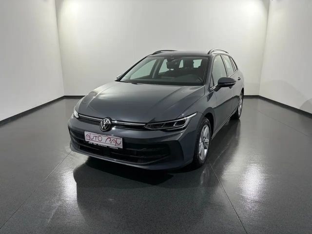 Volkswagen Golf 1.5 TSI Life Variant