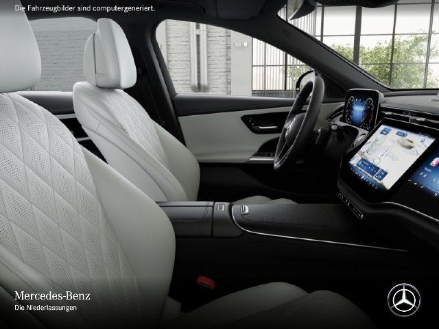 Mercedes-Benz E 200 Sedan