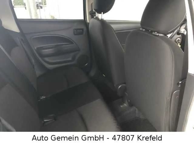 Mitsubishi Space Star Star