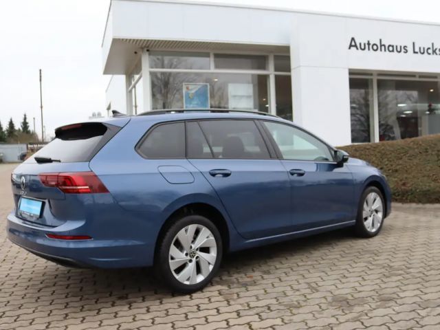 Volkswagen Golf 1.5 TSI Life Variant