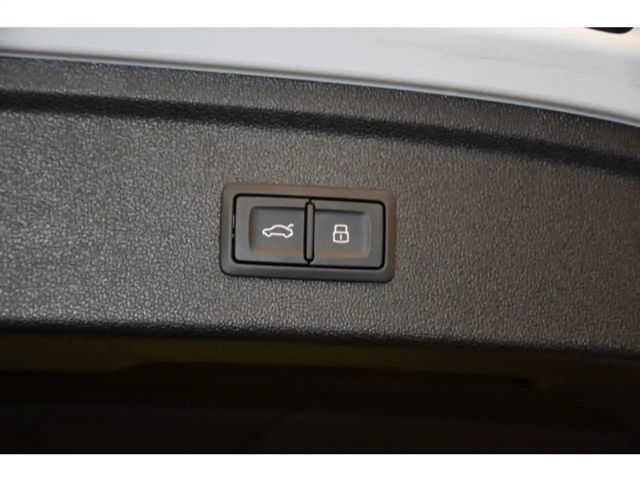 Audi RS3 Quattro S-Tronic Sedan