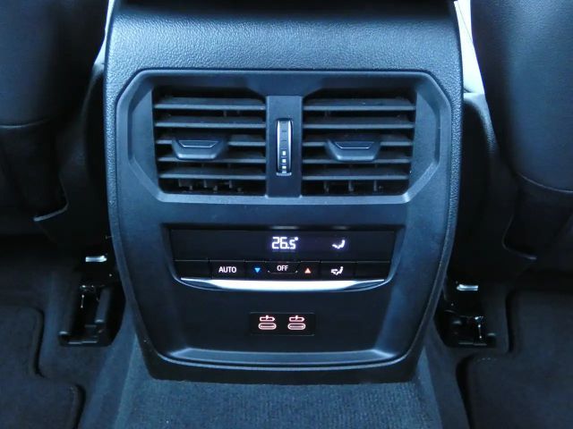 BMW 330 330e Touring