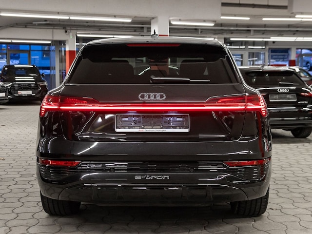 Audi Q8 e-tron 50 Quattro S-Line