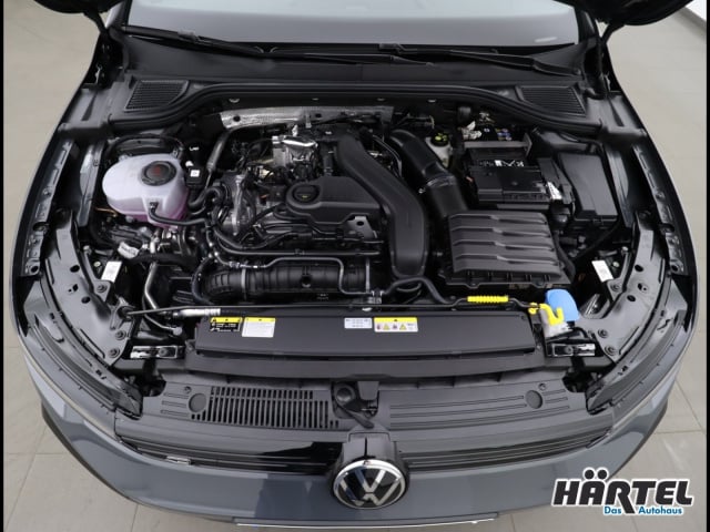 Volkswagen Golf 1.5 eTSI R-Line Style