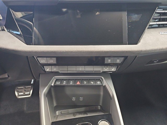 Audi S3 Quattro S-Tronic Sedan