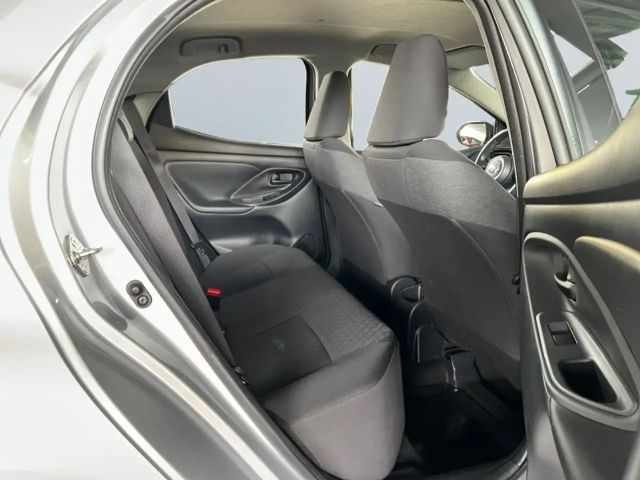 Toyota Yaris Hatchback Team D