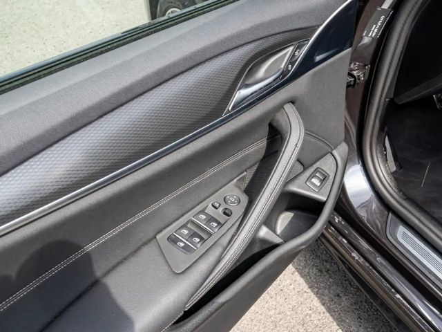 BMW 520 520d M-Sport Touring