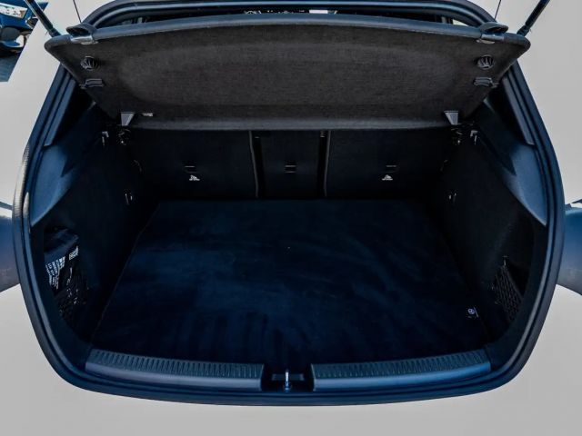 Mercedes-Benz A 200 AMG Line