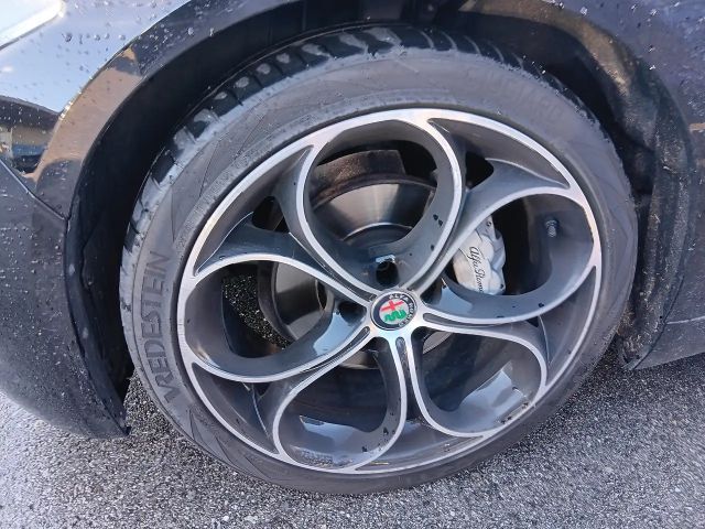 Alfa Romeo Giulia RWD Super