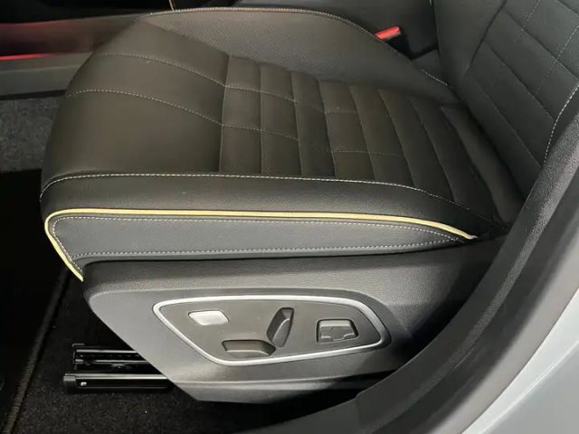 Renault Megane E-Tech E-Tech Iconic