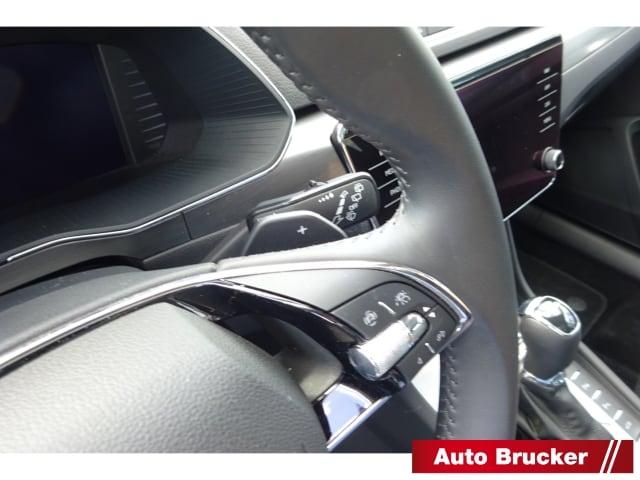 Skoda Superb 2.0 TDI Combi Style Style