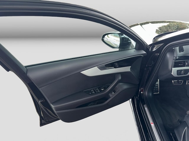 Audi A4 40 TFSI Avant S-Line S-Tronic