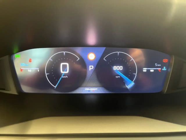 Peugeot 2008 Allure Pack EAT8