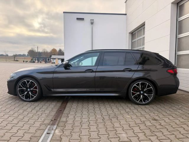 BMW 540 540d M-Sport Touring xDrive