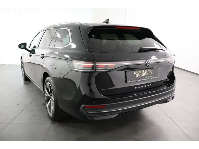 Volkswagen Passat 1.5 eTSI Business DSG Variant
