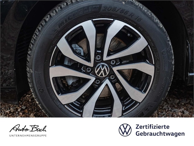 Volkswagen Golf 1.5 TSI Golf VIII Life