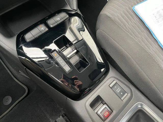 Opel Corsa CORSA F-E WINTERPAKET+KAMERA+CARPLAY