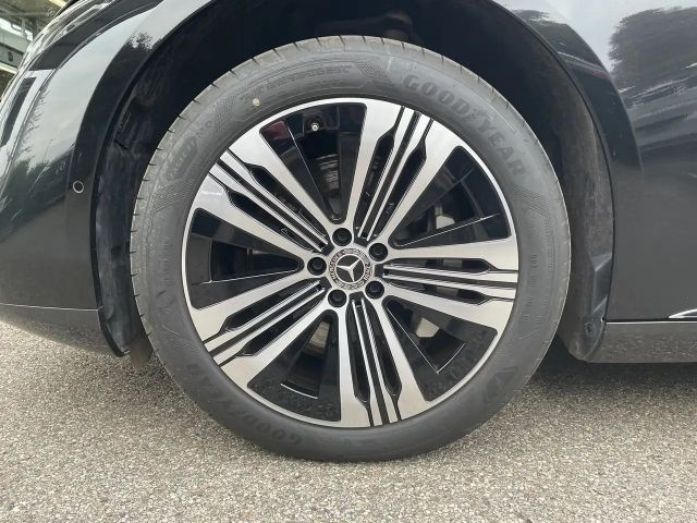 Mercedes-Benz EQS 450 Sedan