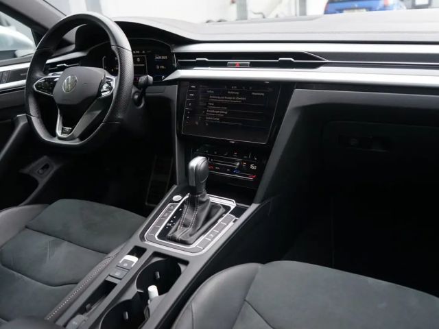 Volkswagen Arteon 2.0 TDI R-Line
