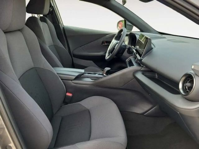 Toyota C-HR Hybride Team D